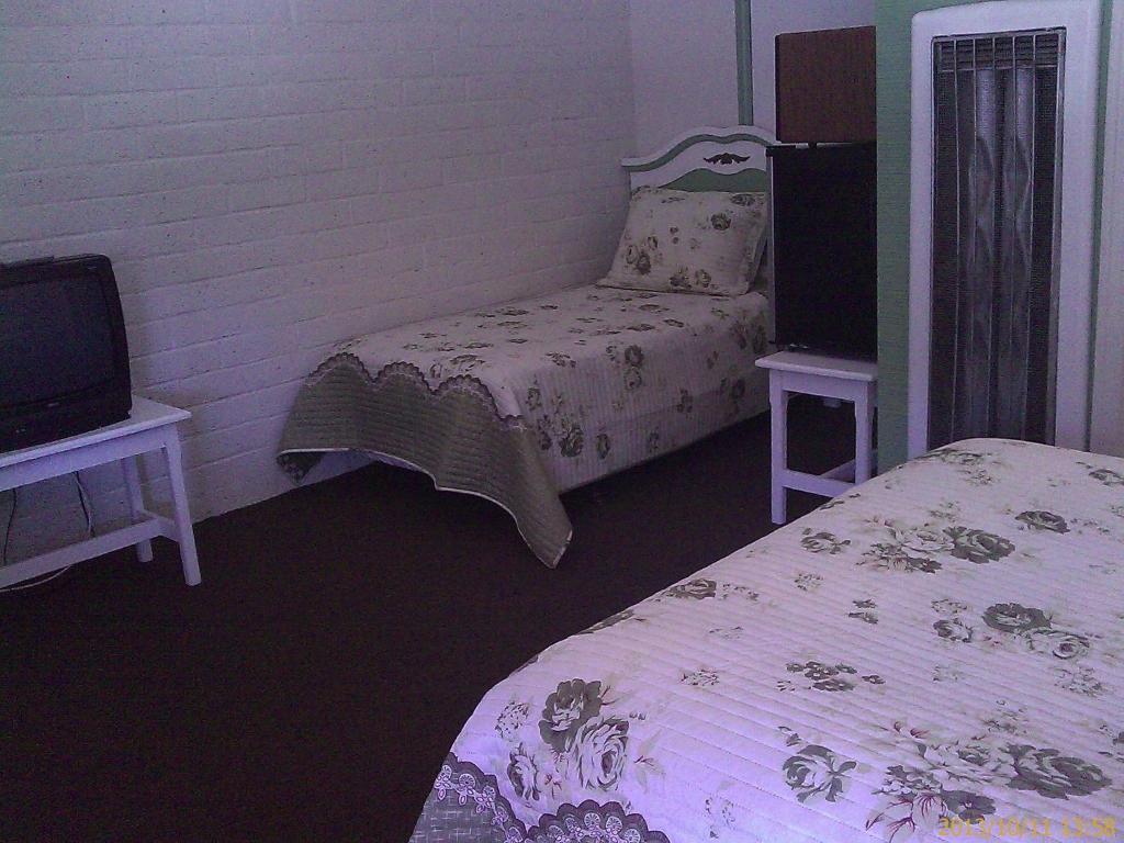 Ranch Motel Tehachapi Chambre photo